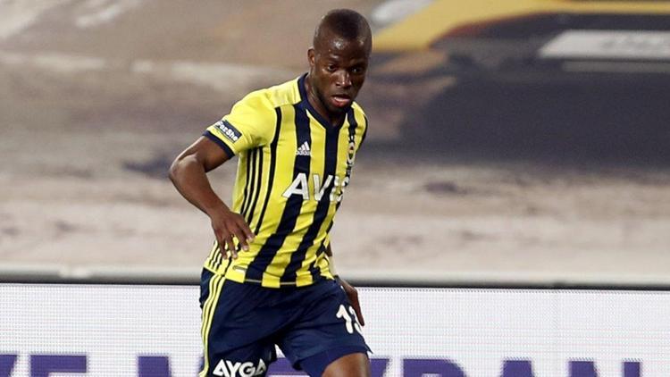 Fenerbahçede Enner Valencia ağrıları sebebiyle antrenmana çıkmadı