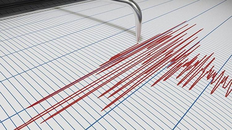 Son dakika deprem haberi: Ege Denizinde peş peşe depremler