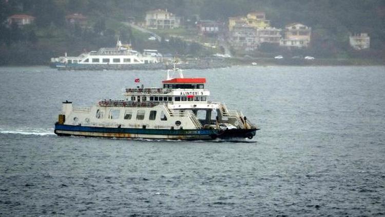 Bozcaadaya bazı feribot seferleri iptal edildi