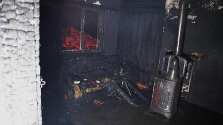 Kütahyada ev yangını; 83 yaşındaki kadın öldü