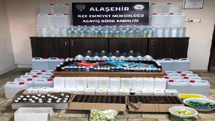 Alaşehirde 297 litre kaçak içki ele geçirildi