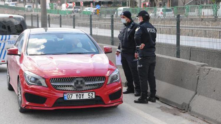 Karantina ihlali, polisin yol kontrolünde ortaya çıktı