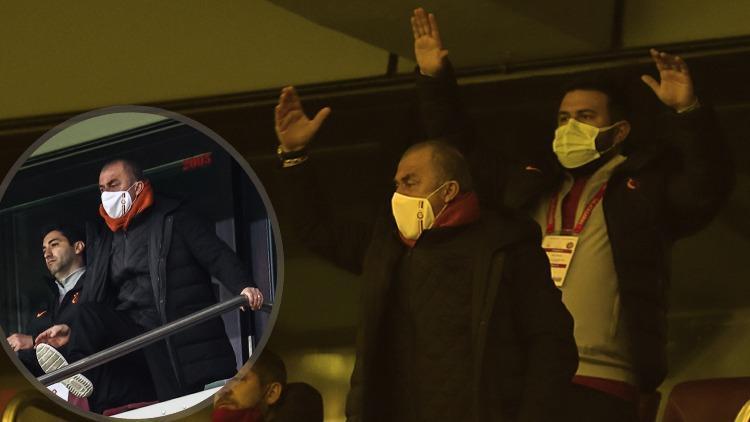 Galatasarayda Fatih Terim çılgına döndü İptal kararı sonrası hakeme tribünden tepki gösterdi
