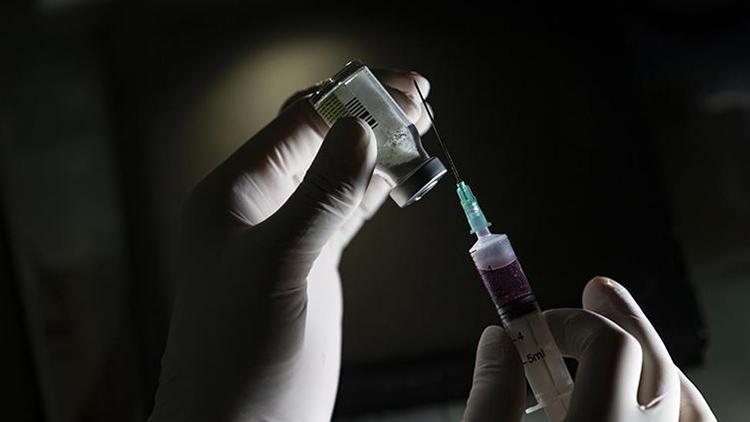 Japonyada 65 yaş ve üstüne Kovid-19 aşısı yapılmaya başlandı