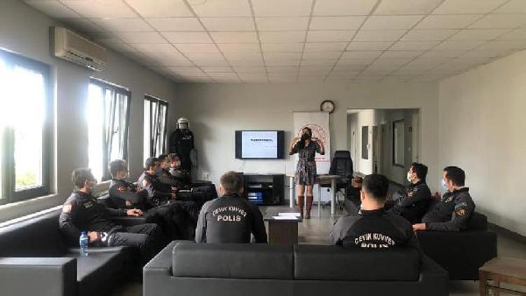 Çevik Kuvvet ekiplerine iletişim eğitimi