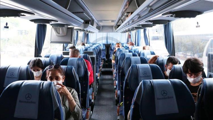 Seyahat etmek yasak mı Otobüsle seyahat ediliyor mu Şehirlerarası otobüs yolcuğu yasağı hakkında detaylar