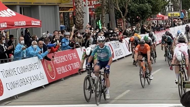 56. Cumhurbaşkanlığı Türkiye Bisiklet Turunun 4. etabını Mark Cavendish kazandı