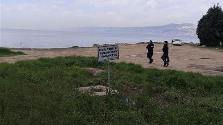 Kocaelide kaçak kum midyesi avcılığı yapan 4 kişiye para cezası