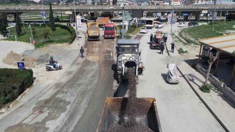 Şükrü Balcı Caddesinde beton asfalt çalışmaları başladı
