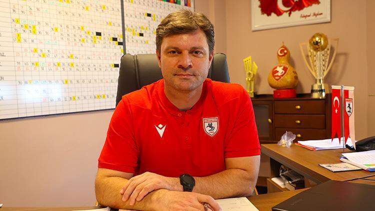 Samsunspor Teknik Direktörü Sağlam: Süper Lig hedefimize daha çok sarılacağız