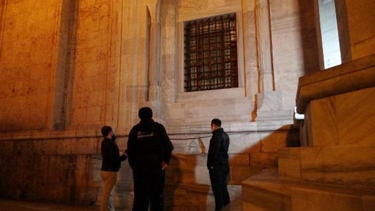 Bursada Ulu Camiye balyozlu saldırı