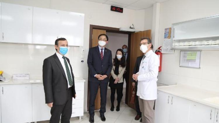 Kore Cumhuriyeti Ankara Büyükelçisi Leeden ERÜye ziyaret