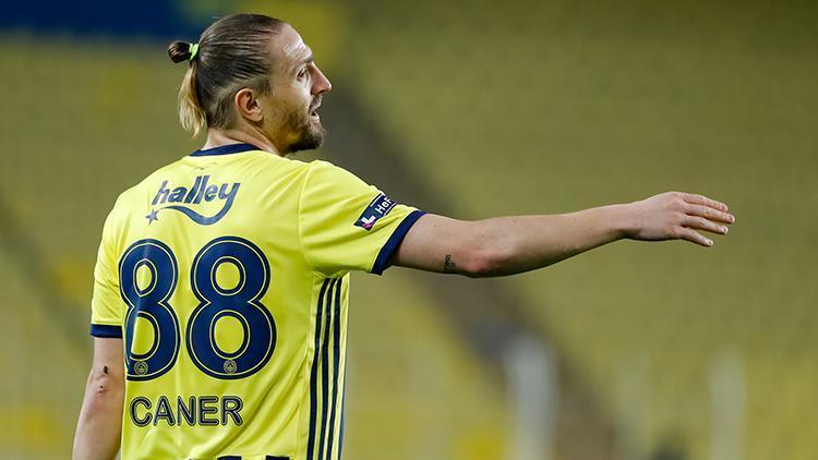 Medipol Başakşehir - Fenerbahçe maçında Ömer Ali Şahinerle Caner Erkin arasında gerginlik