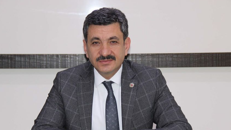 Yerköy Belediye Başkanı Ferhat Yılmazdan gri pasaportla yurt dışına gidenlerin dönmediği iddialarına açıklama