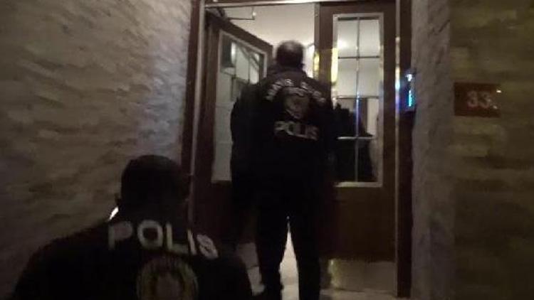 Son dakika... İstanbulda eş zamanlı FETÖ baskını 30 şüpheli yakalandı