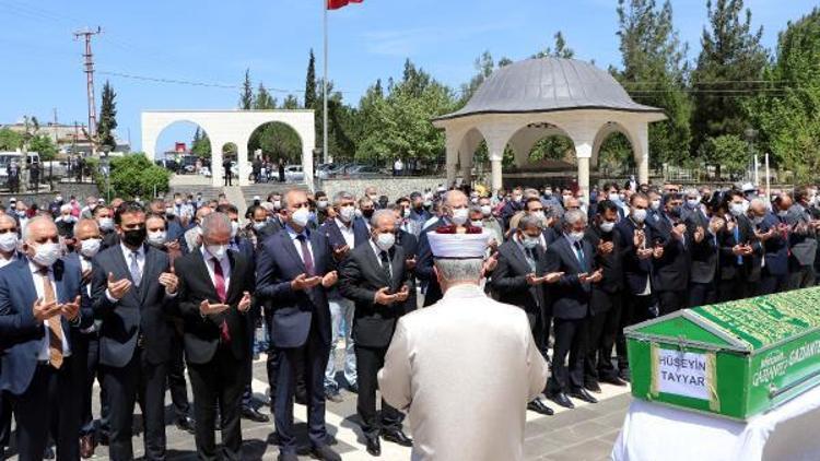 Şamil Tayyar’ın babası son yolculuğuna uğurlandı