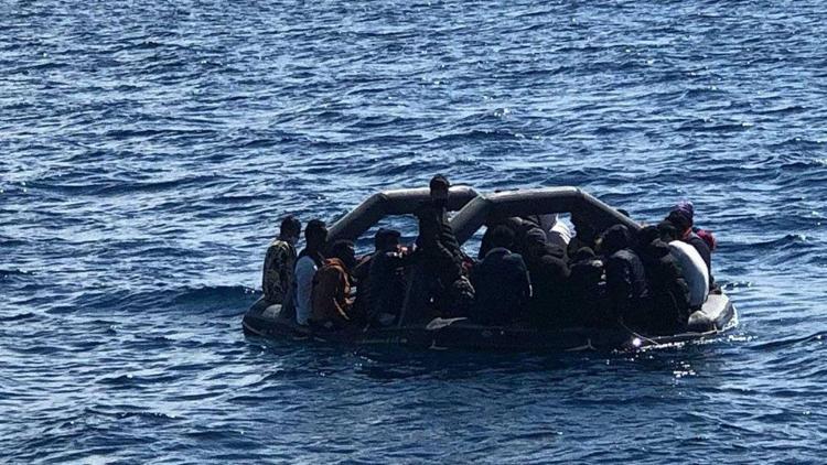 Son dakika haberi: Akdenizde tekne kazası 100ün üzerinde göçmen hayatını kaybetti