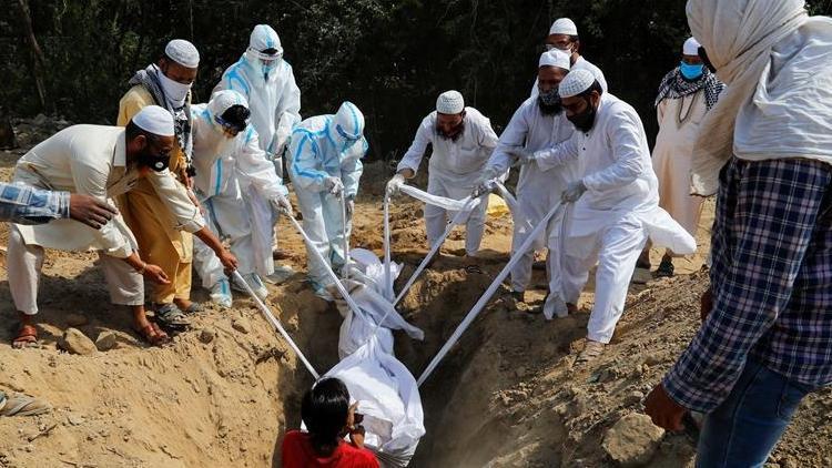 Çinden Kovid-19 vakalarındaki artış nedeniyle sıkıntı yaşayan Hindistana tıbbi yardım önerisi