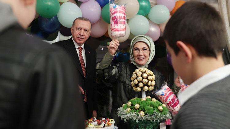 Cumhurbaşkanı Erdoğan çocuklarla iftar yaptı