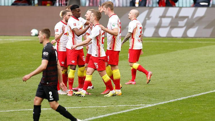 Leipzig 2 - 0 Stuttgart (Maç özeti)