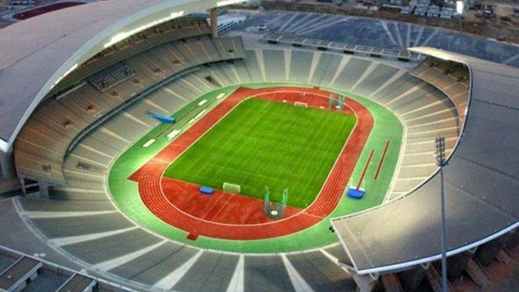 Fatih Karagümrük-Antalyaspor maçı Bursada Atatürk Olimpiyat Stadı bakımda...