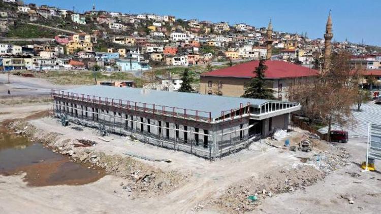 Hacılarda Aile Sağlığı Merkezi inşaatı sürüyor