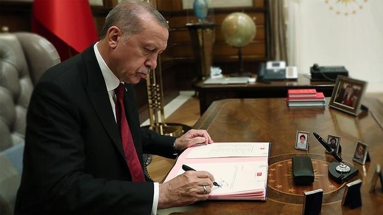 Son dakika... Cumhurbaşkanı Erdoğandan İnsan Hakları Eylem Planı genelgesi Resmi Gazetede yayımlandı..