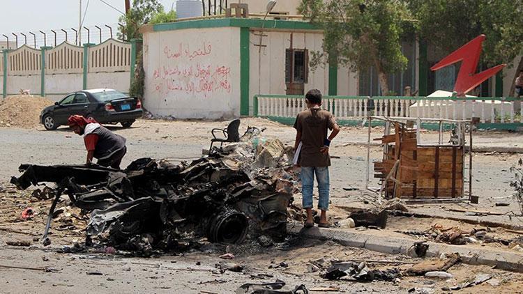 Yemendeki patlamalarda 5 çocuk yaşamını yitirdi