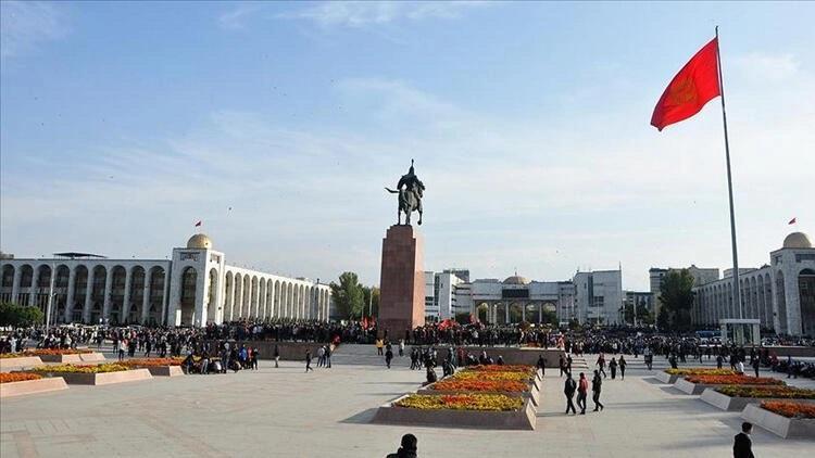 Kırgızistanda iki günlük yas ilan edildi