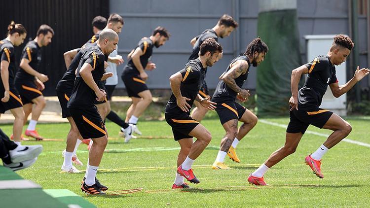 Galatasarayın Gençlerbirliği maçı kamp kadrosu belli oldu 4 eksik...