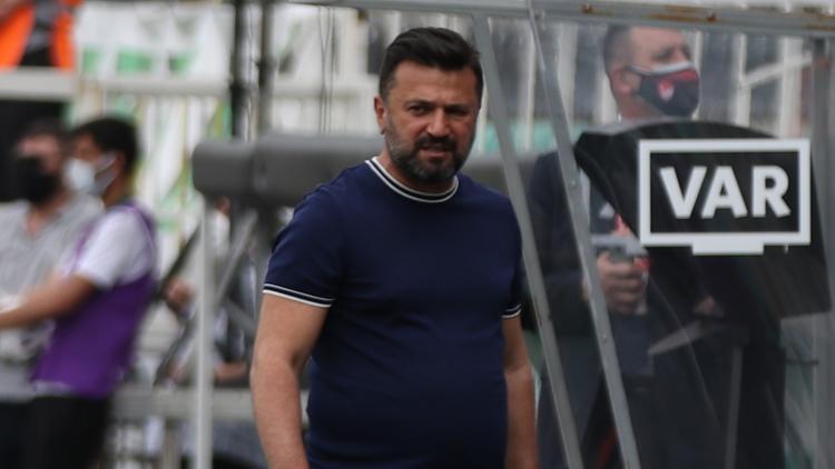 Çaykur Rizespor Teknik Direktörü Bülent Uygun: Cenaze evinde düğün yapılmaz