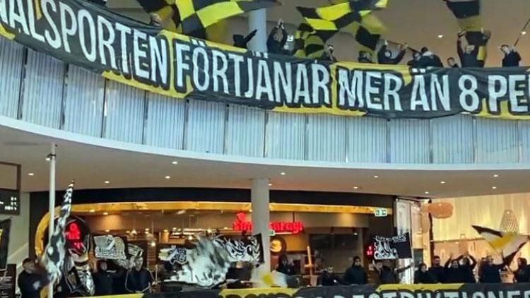 AIK taraftarından zeka kokan corona protestosu