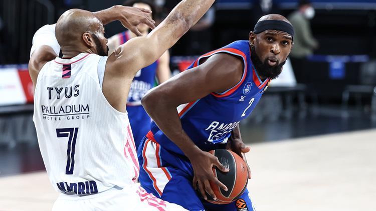 Anadolu Efes 88-83 Real Madrid / Maçın özeti ve önemli anları