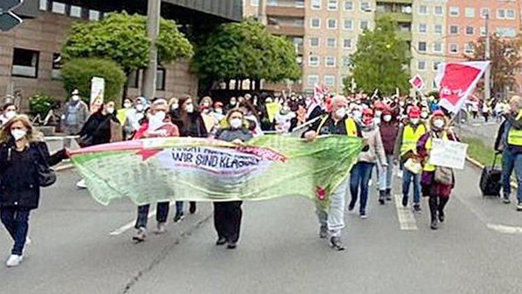 Hastane çalışanlarından grev: ‘Biz harikayız, aç kasayı ver parayı’