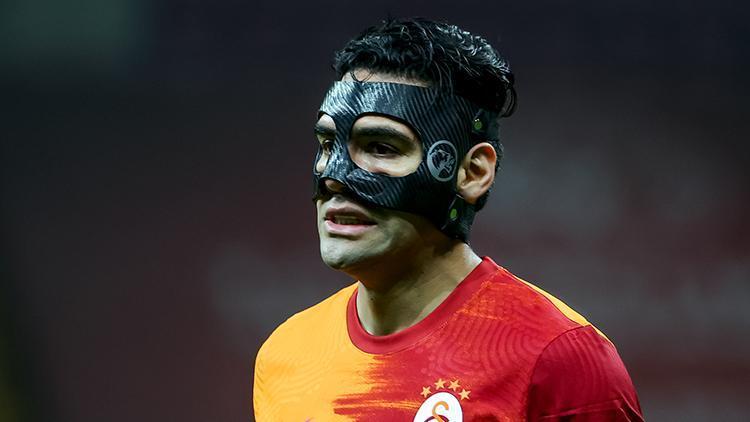 Galatasaraylı Radamel Falcaoya transferde sürpriz talip Celta Vigodan teklif...