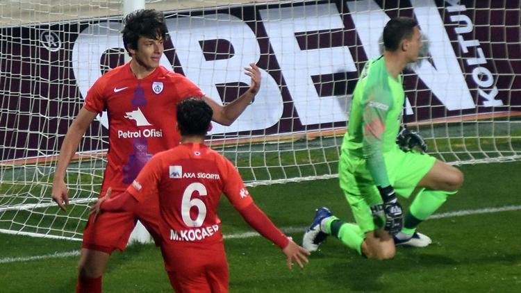 Altınordu, TFF 1. Ligde play-offa kalmak için kazanmak zorunda