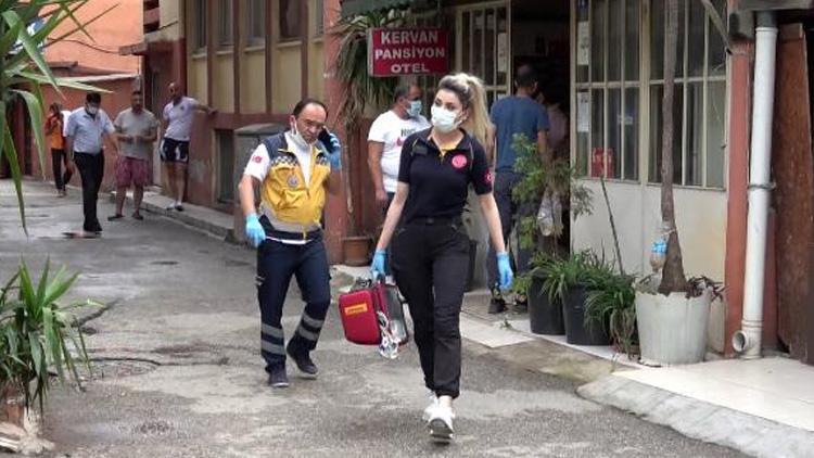 Pansiyonda ölü bulundu Odasından çıkmayınca şüphelendi...