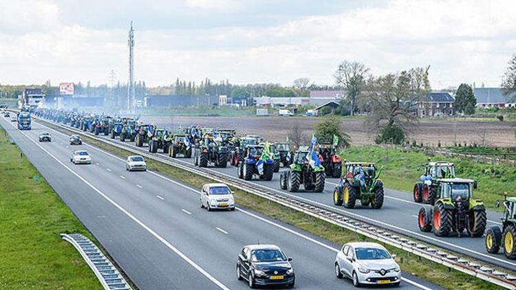 Yükselme maçına taraftarlar 150 traktörle gittiler