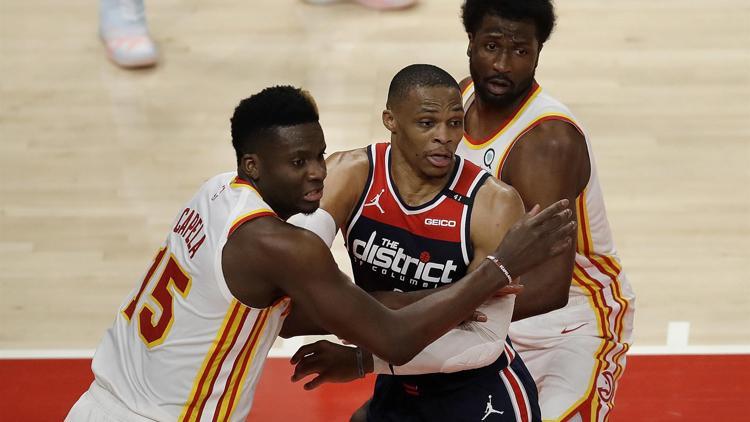 NBAde Gecenin Sonuçları: Russell Westbrook triple double rekorunu kırdı