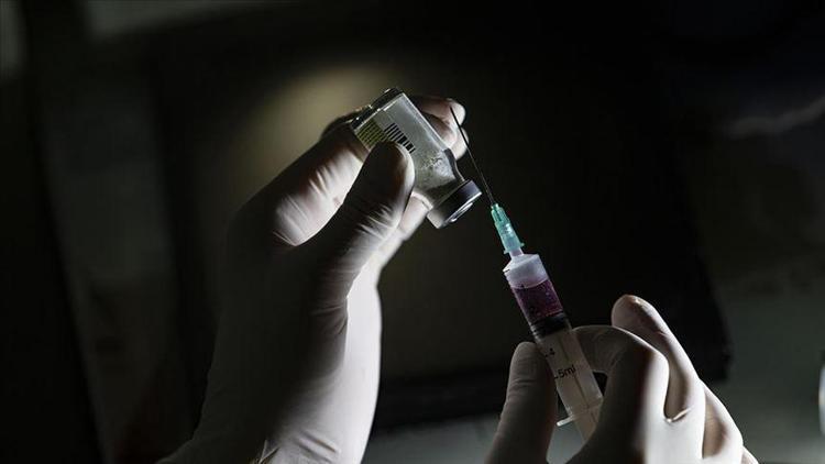 Kimler aşı kimliği alabilecek Bakanlık detayları paylaştı