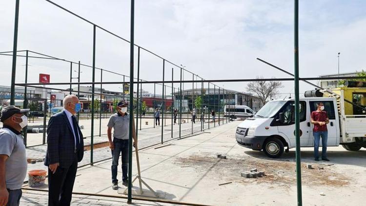 Edip Akbayram Parkı yenileniyor