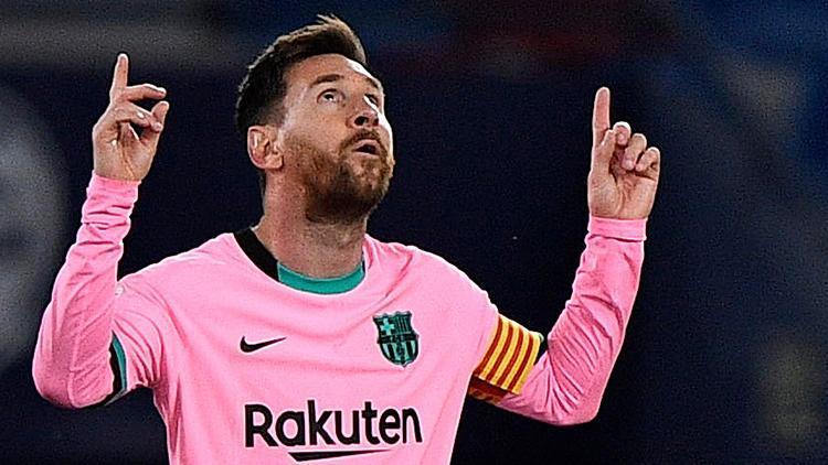 Barcelonada Lionel Messi gol krallığını kimseye bırakmadı