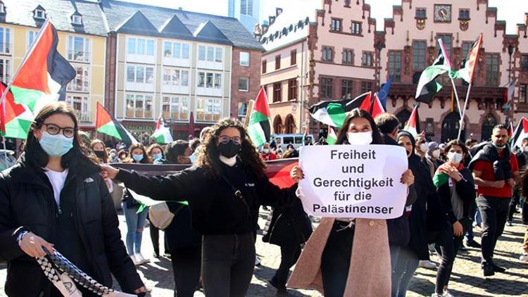 Avrupalı gençlerden Filistin’e destek mitingi