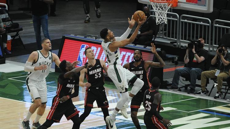 NBAde Gecenin Sonuçları: Bucks, geçen yılın finalisti Heate karşı seride durumu 2-0 yaptı