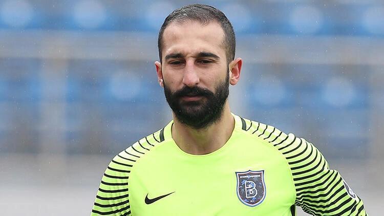 Başakşehir, Volkan Babacanla 3 yıllık sözleşme yeniledi