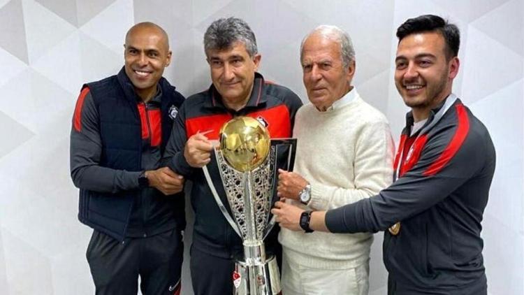 Altay’da Mustafa Denizli olmazsa B planı Mert Nobre