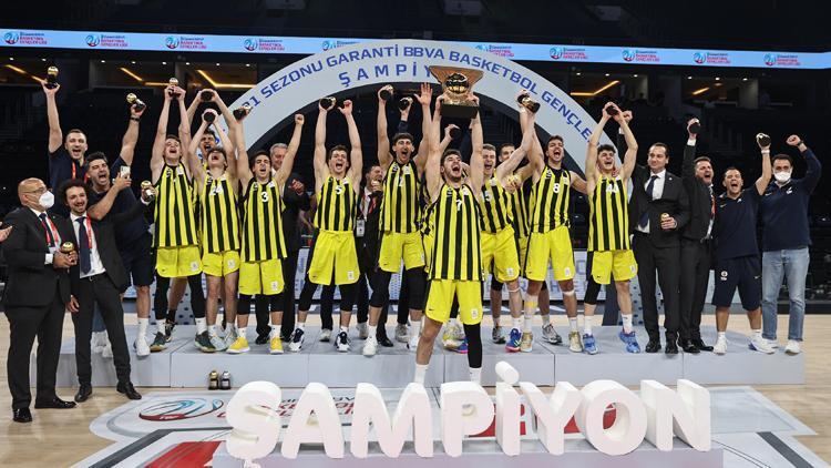 Fenerbahçe Beko, uzatma sonunda TOFAŞı yenerek Gençler Liginde şampiyon oldu