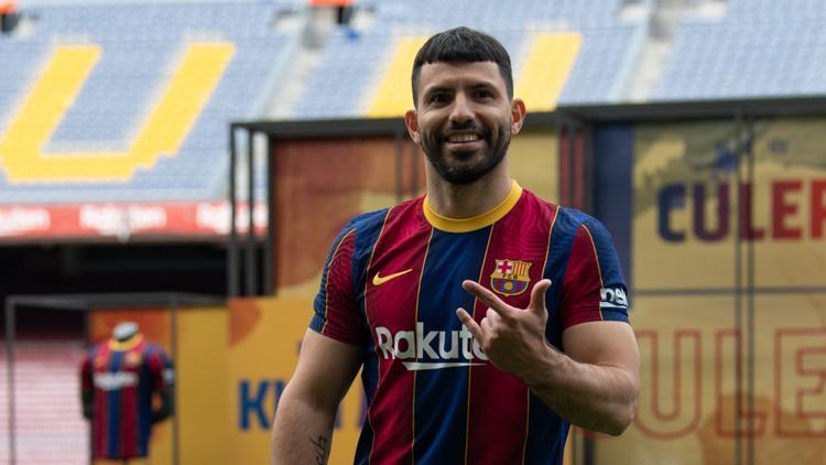 Son dakika transfer haberi: Barcelona Sergio Agüeroyu resmen açıkladı