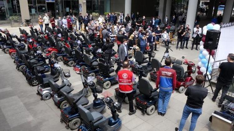 Trabzon’da 106 tekerlekli sandalye dağıtıldı