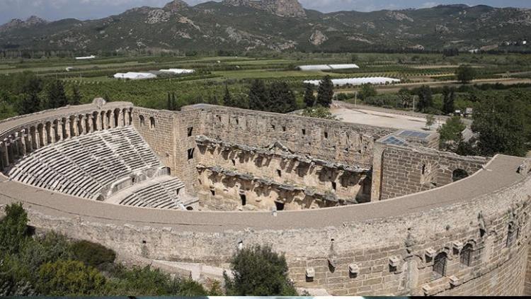 Aspendos Antik Kentinin UNESCOnun kalıcı listesine alınması için çalışma yürütülüyor
